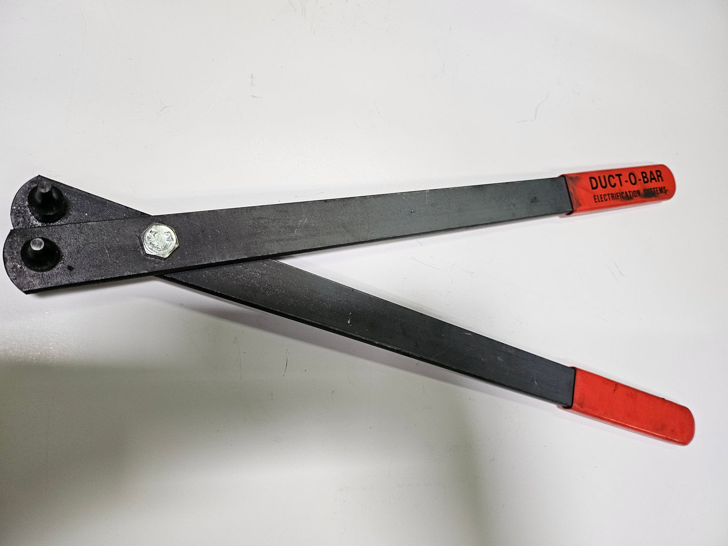 Duct-O-Wire Connection Tool - Figure 8 Bar